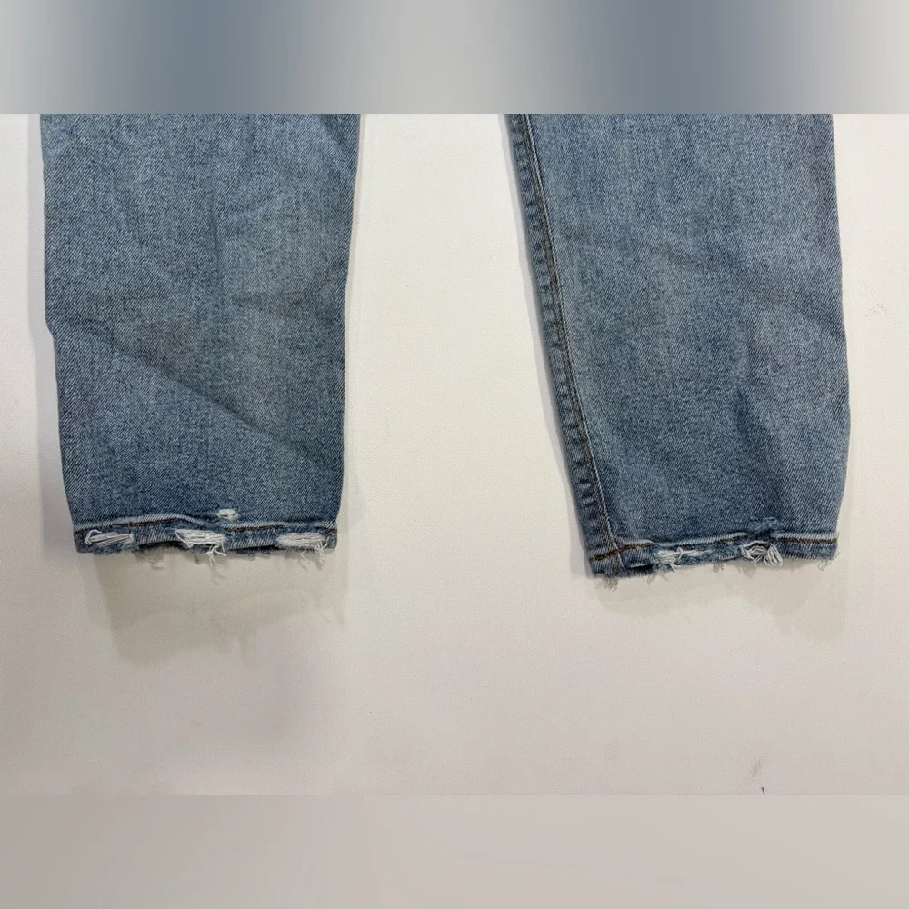 American Eagle Outfitters Stretch Mom Jean